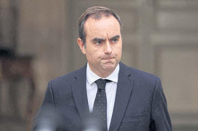 Lecornu starts last-ditch talks to end political crisis