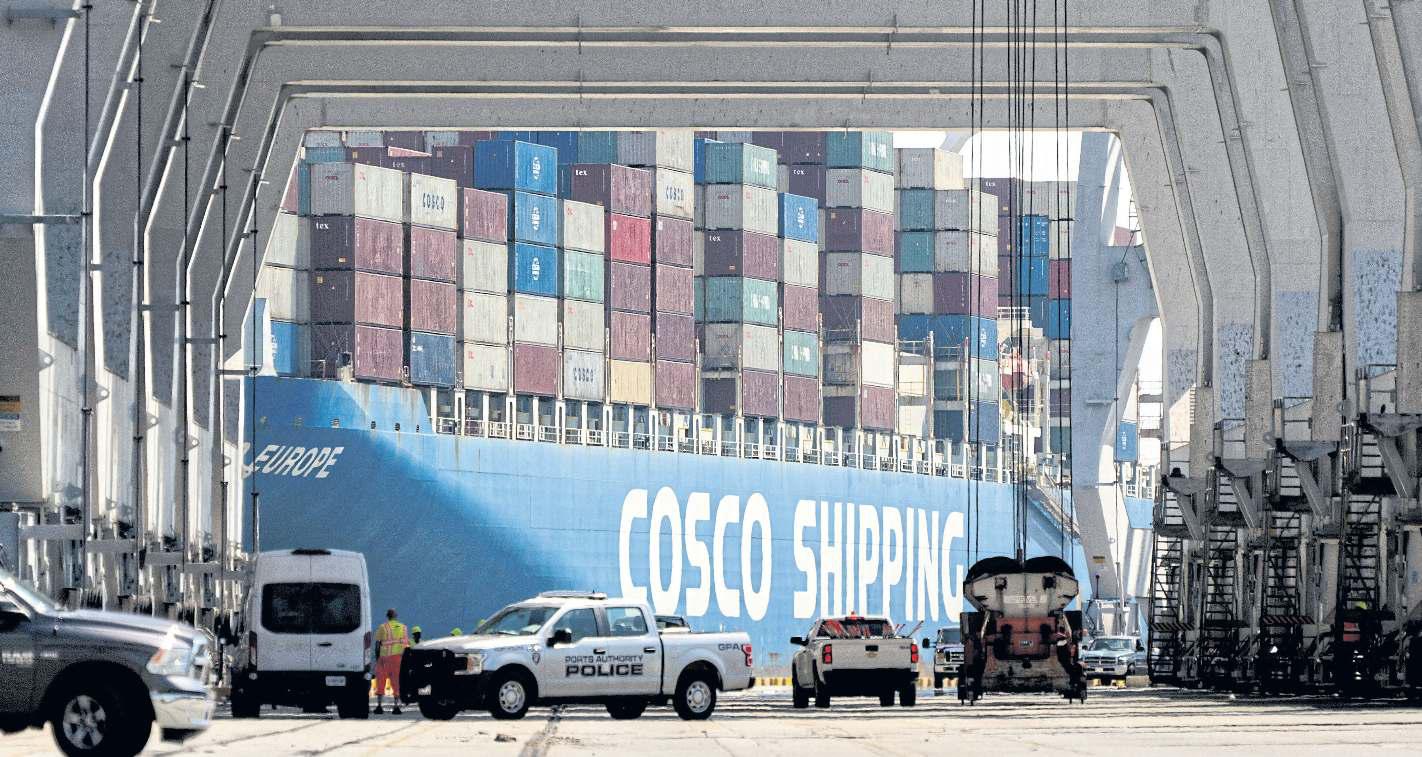 US slaps new fees on Chinese ships