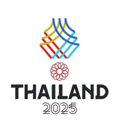 Queen sets sail for glory and pride