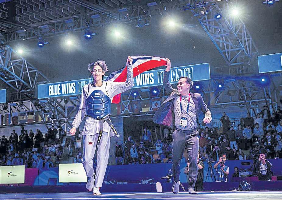 Banlung blows his rivals away