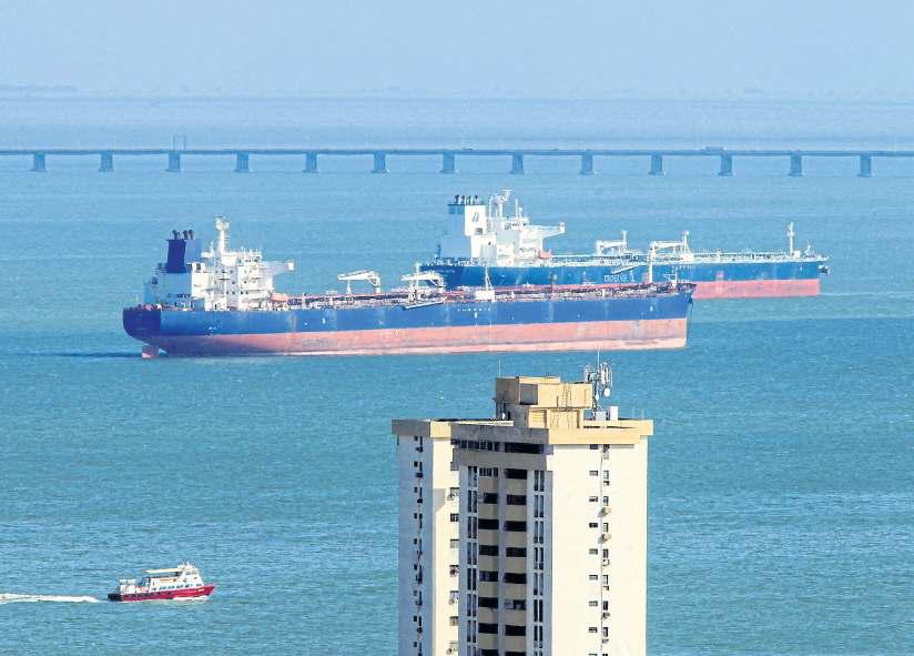 As US blows up ‘drug boats’, Venezuelan oil sails safely on