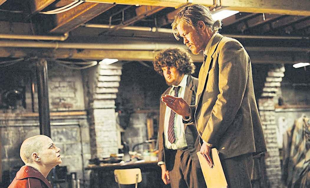 AN ACTOR'S RABBIT HOLE
