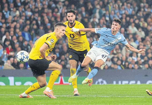 Man City win as Inter stay perfect, Barca held in UCL