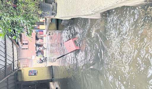 Klong Toey locals brace for floods