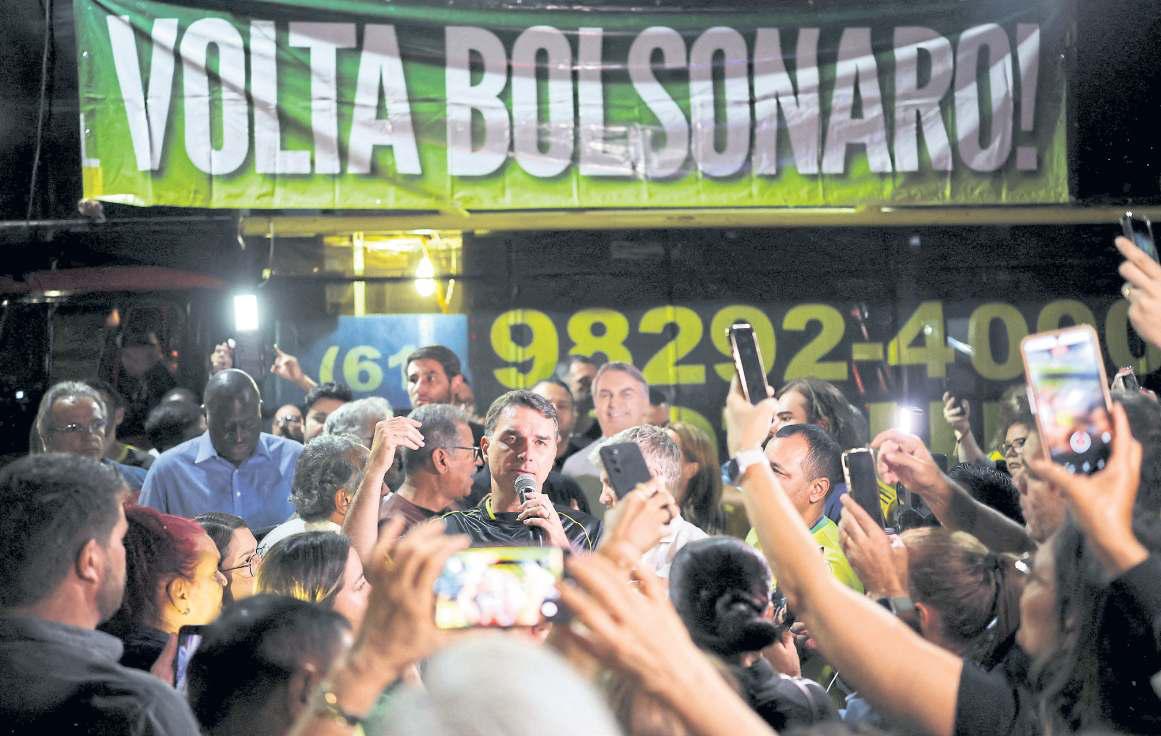 Bolsonaro nabbed during house arrest