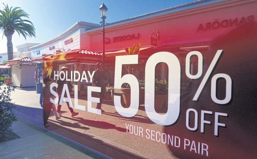 Small US stores face holiday supply chaos