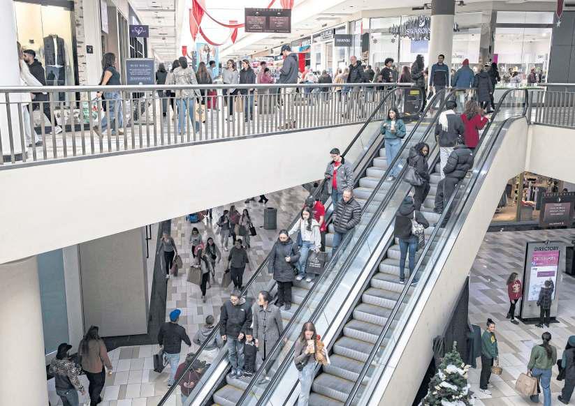 US store earnings show shopper resilience, but some struggle