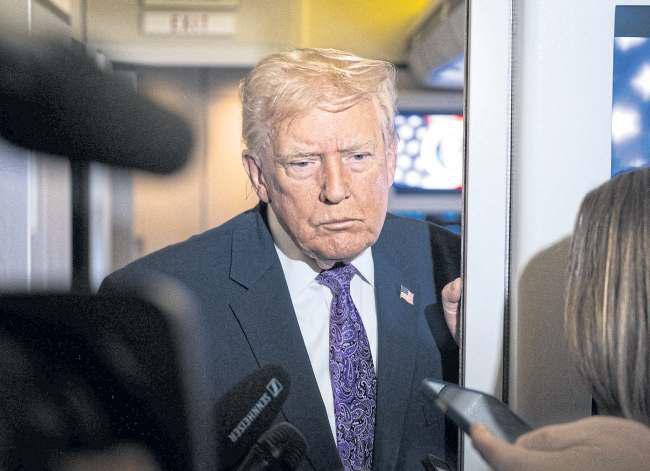 Trump confirms phone call with Maduro