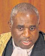 Justice minister to unveil 'sweeping' court reforms