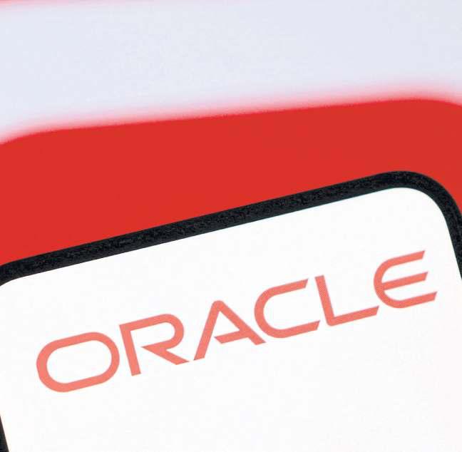 Oracle share slump on sub-par forecasts