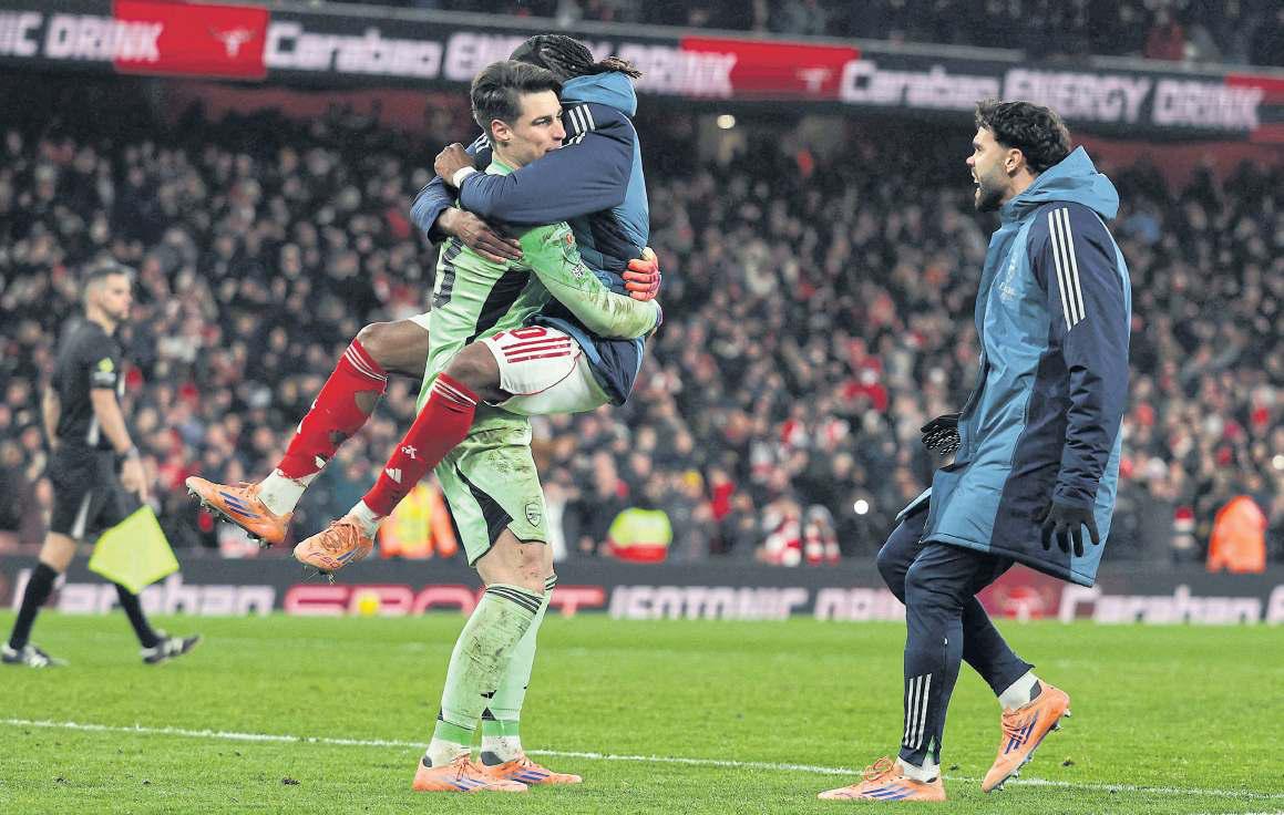 Kepa sinks Palace in penalty drama