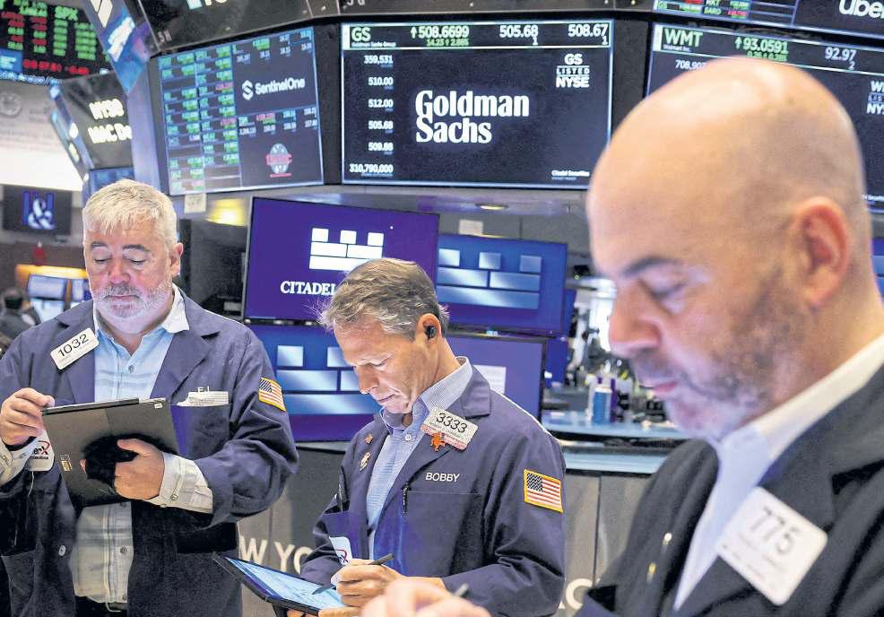 Goldman Sachs tops global M&A rankings