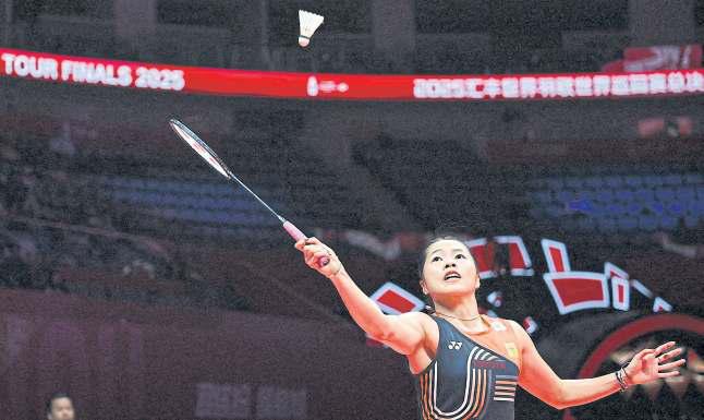 Ratchanok makes short work of Mia clash