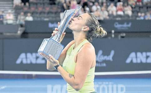 Sabalenka fires Aussie Open warning with Brisbane romp