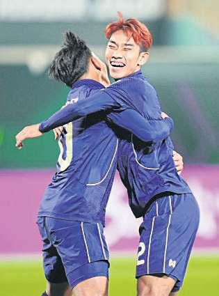 Draw keeps Thai hopes alive