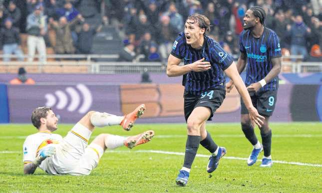 Inter extend lead to six after Napoli slip