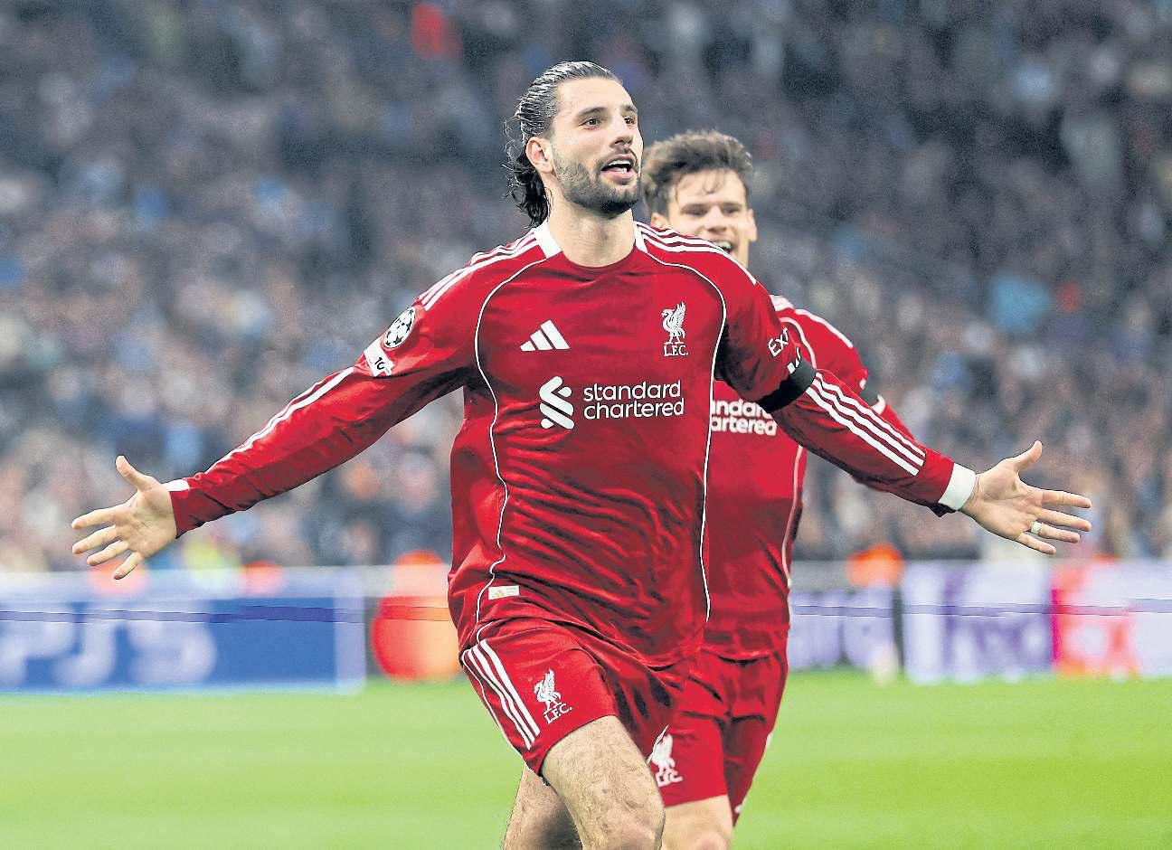 Reds cruise, Bayern rolling