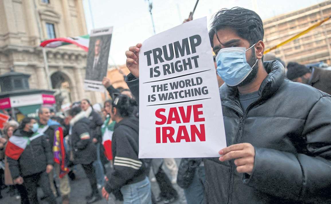 American ‘armada’ heading towards Iran