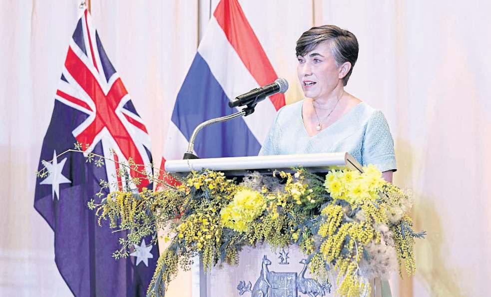 Phiphat pushes plan to have 'Disney EEC'