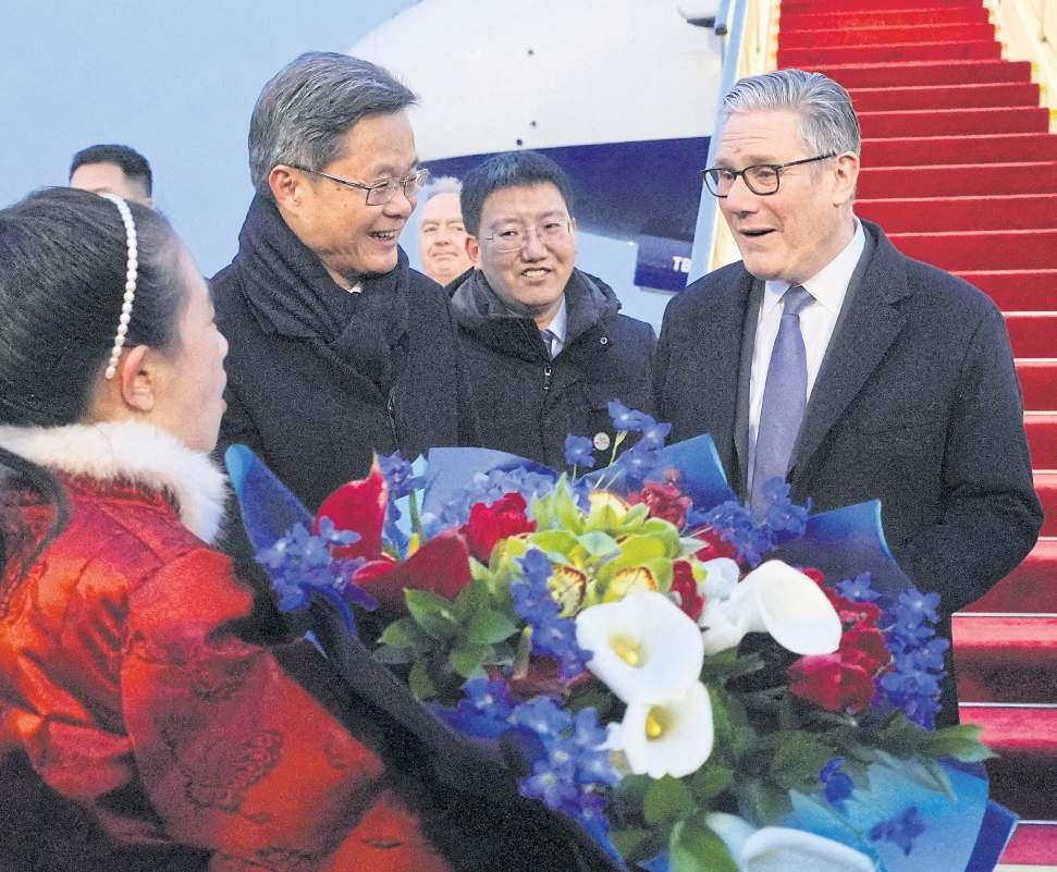 Starmer heads to China to boost relations