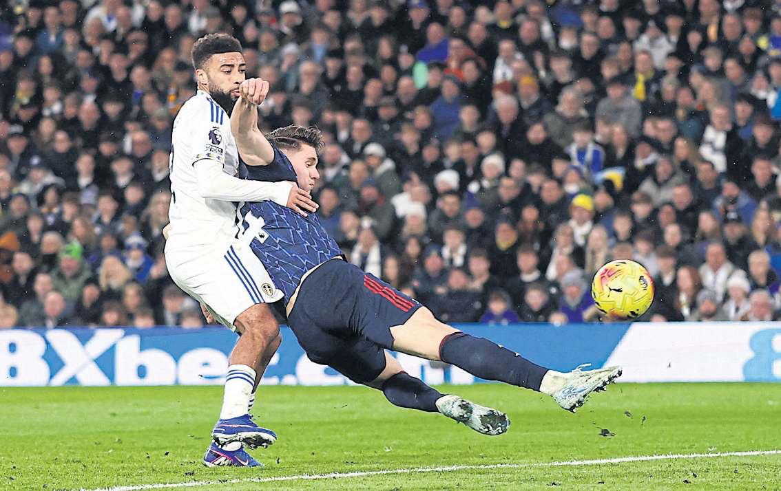 Arsenal end slump with Leeds rout