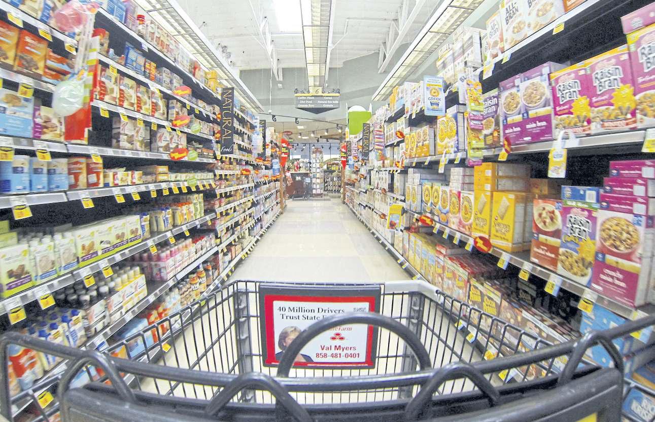 US companies slow to cut artificial dyes in food