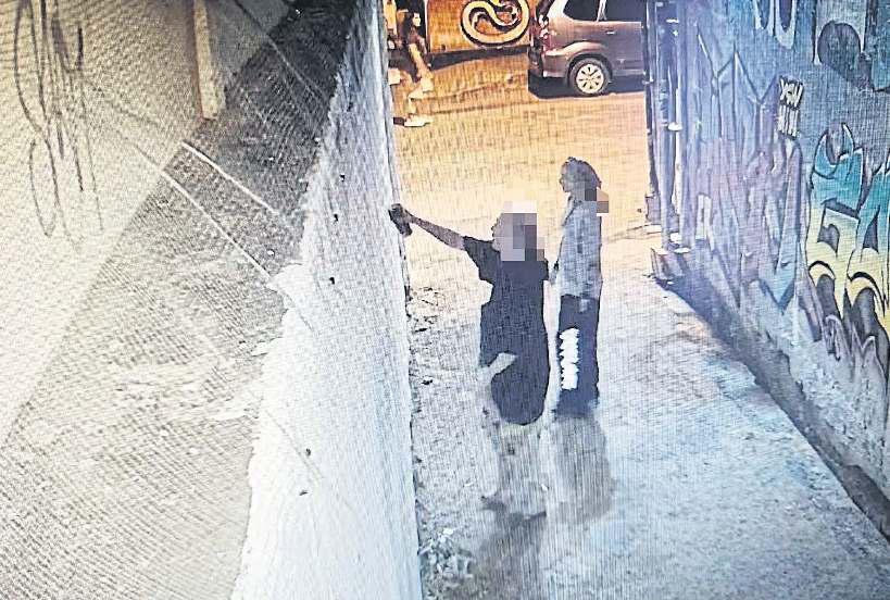 Aussies caught vandalising temple