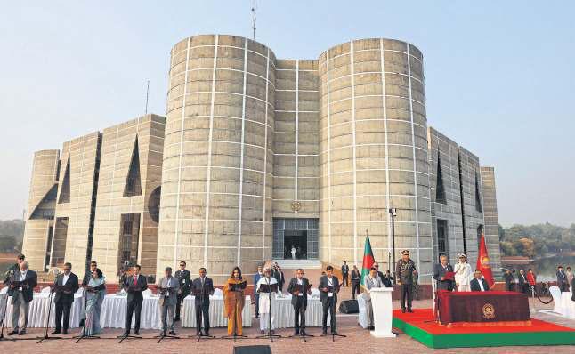 PM forms cabinet after election win