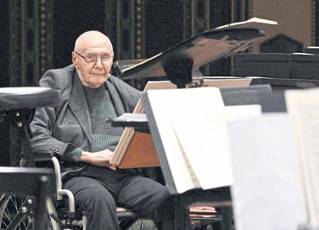 Composer Kurtag celebrates birthday with new opera