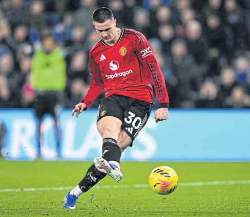 Carrick hails Man U match-winner Sesko