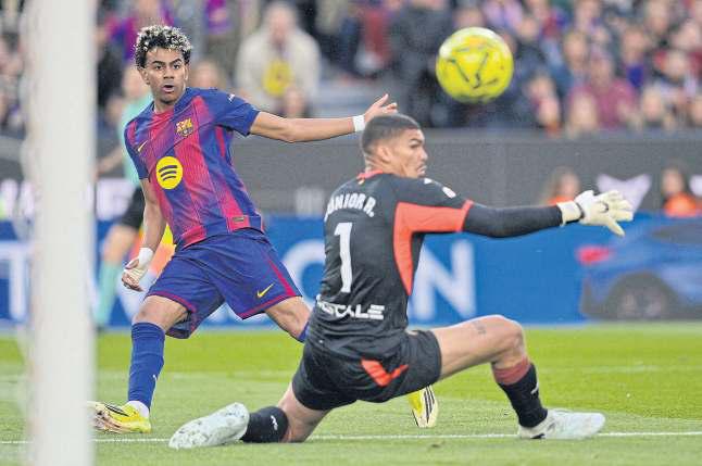 Yamal nets hat-trick in Barcelona’s romp