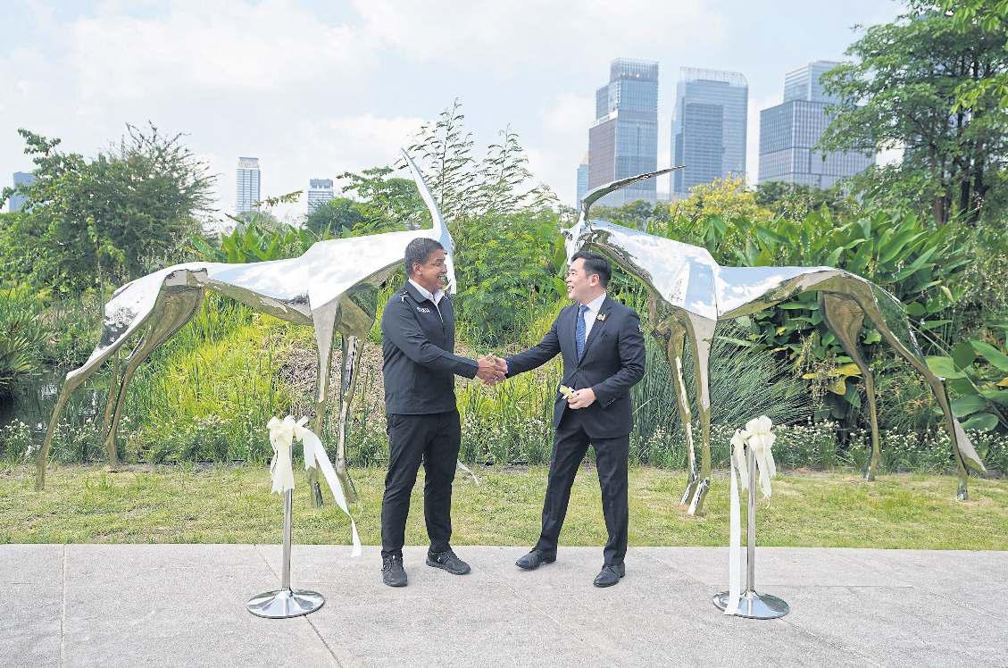 Statue marks 'enduring' Mongolia ties