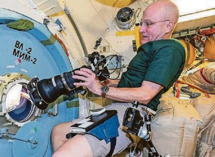 Stranded astronauts finally get a ride home on a Musk 'Dragon'