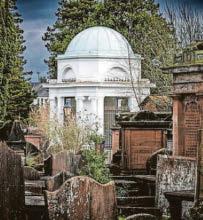 Resting place of Burns is attacked