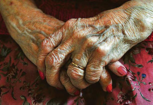 OAPS 'forced to cut back' on food and heat