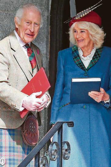 20th wedding anniversary gift is music to royal ears