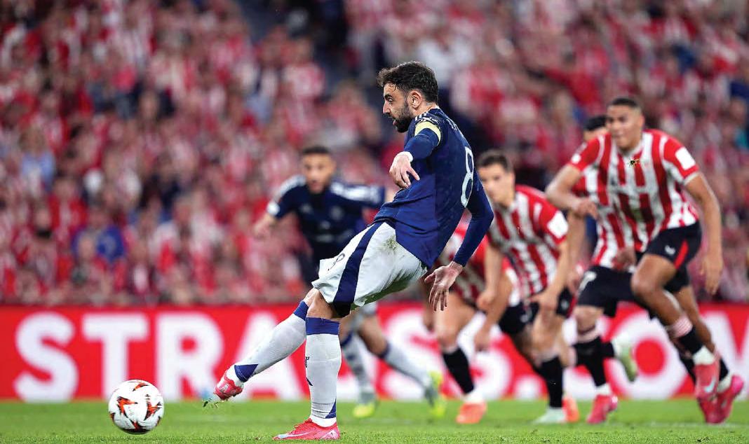 LOS LEONES MAULED AS UNITED RUN SHOW