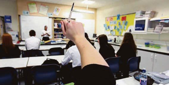 Council makes the call to ban mobile phones from school classrooms