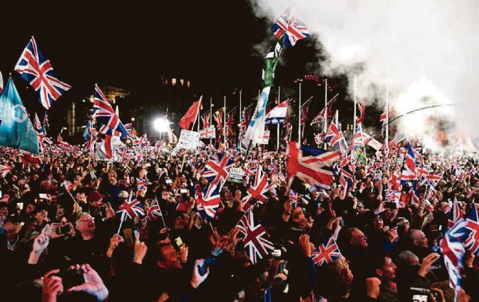 'PM IS HELLBENT ON SELLING OUT OUR BREXIT FREEDOMS'