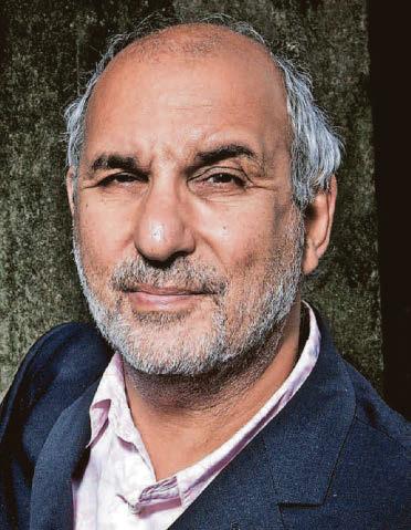 'Lovely man and king of TV' Yentob dies aged 78