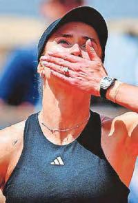Elina keeps up fight for Ukraine