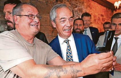 Nigel nips to 'Unionist' Larkhall pub after Hamilton exit