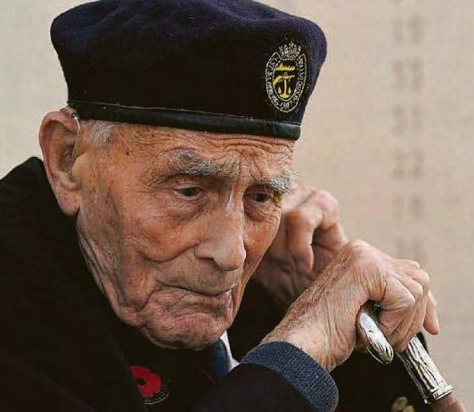 Salute for the fallen