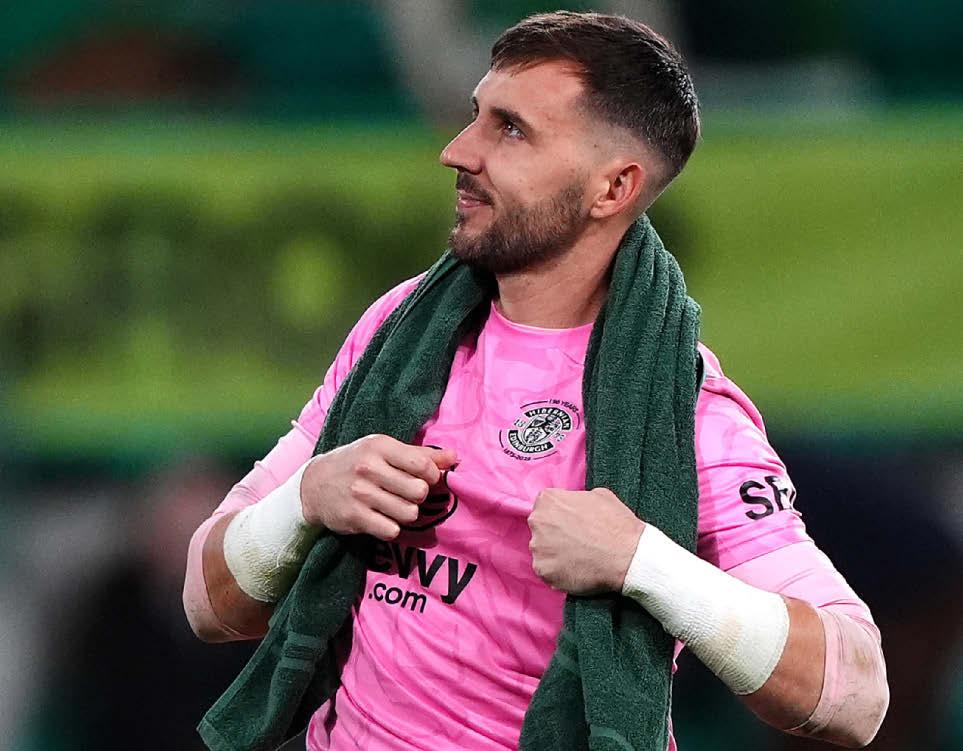 FOREST PATH HAS SMITH WALKING TALL WITH HIBEES