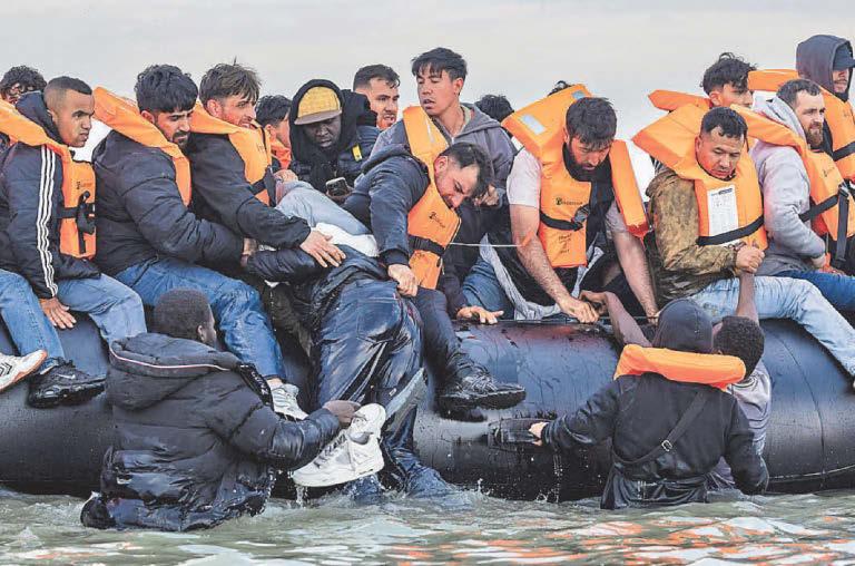 Starmer lacks the guts to stop illegal migrant avalanche