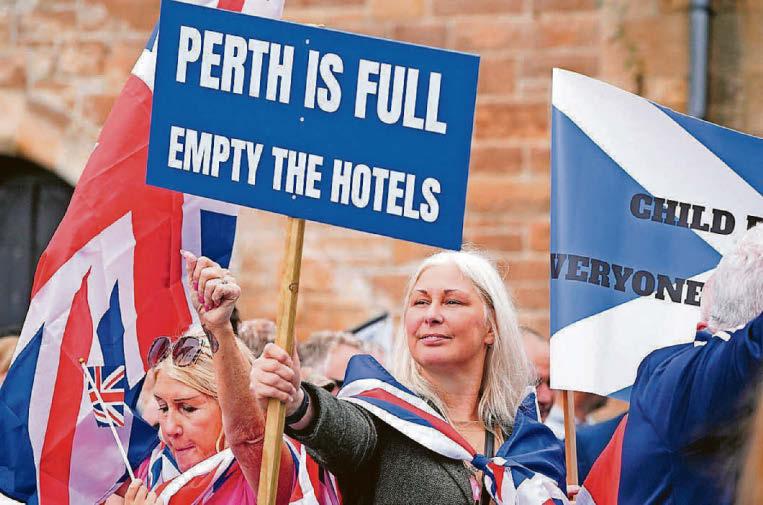 People supporting us are not far right, they are just right