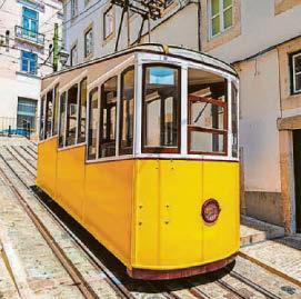 Fifteen dead in Lisbon funicular crash