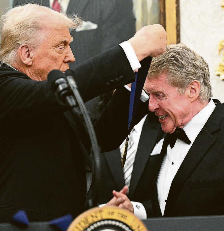 Ooh, Betty! Look who got a medal from Trump