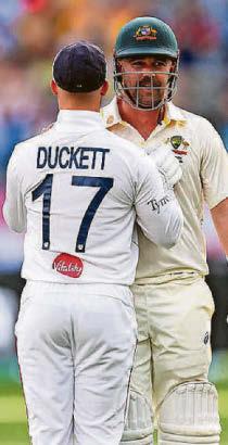 Head goes in to bat for rival Duckett