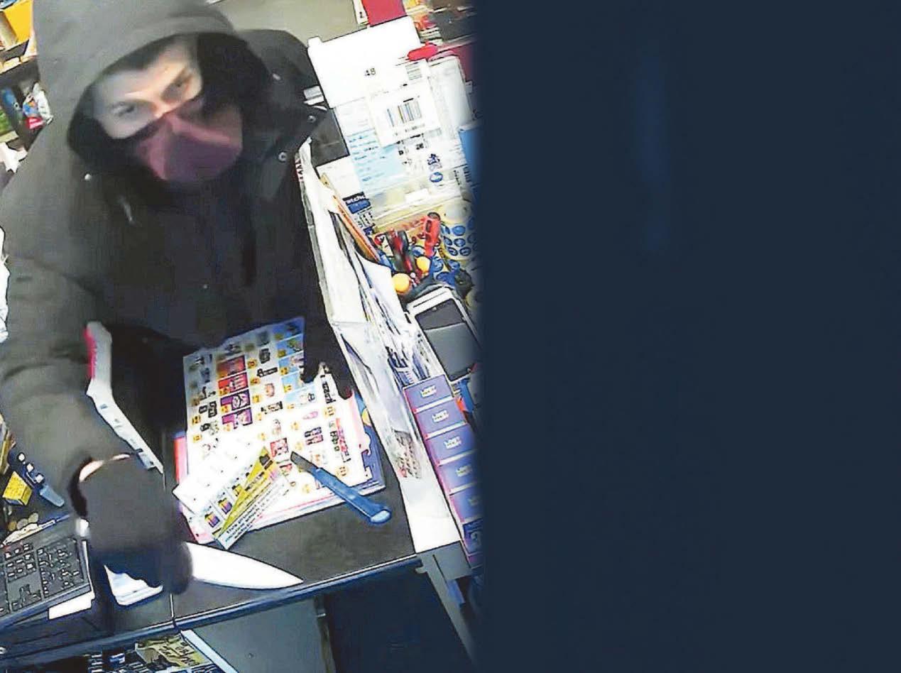 Brave shopkeeper sticks one on thief